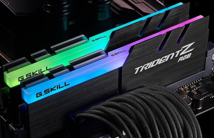 Модуль памяти G.Skill DDR4 64GB (2x32) TridentZ RGB 4400MHz (F4-4400C19D-64GTZR) F4-4400C19D-64GTZR фото